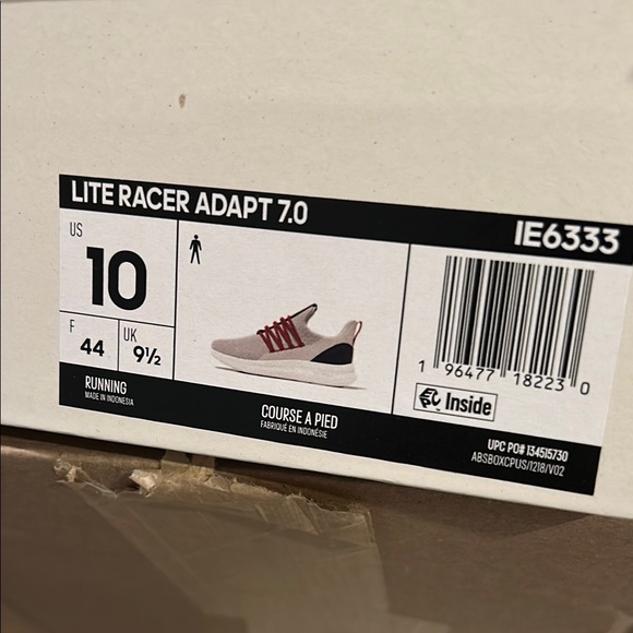 Adidas White and Red Sneakers - Picture 5 of 6